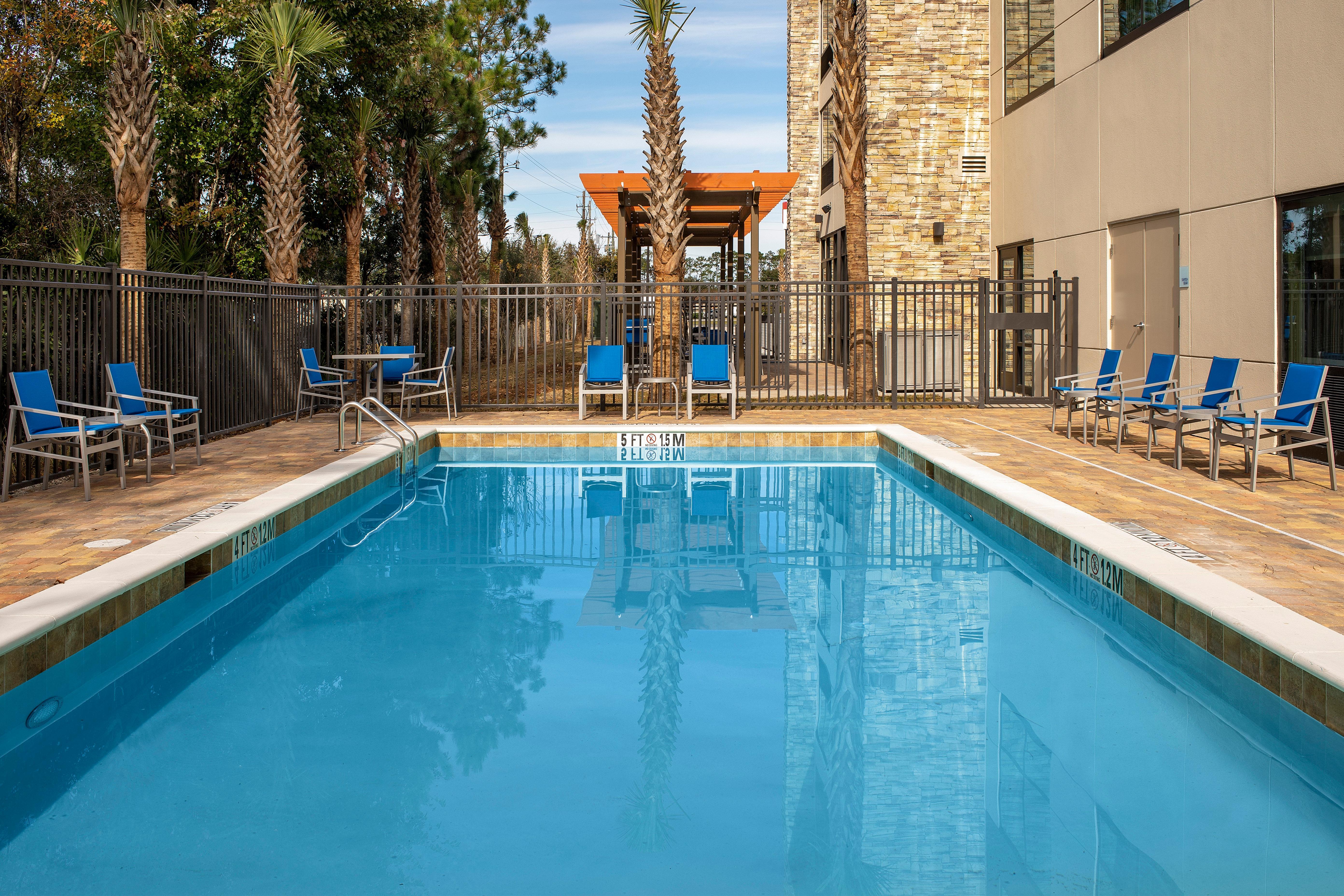 Holiday Inn Express & Suites Kingsland I-95-Naval Base Area By Ihg Exterior foto